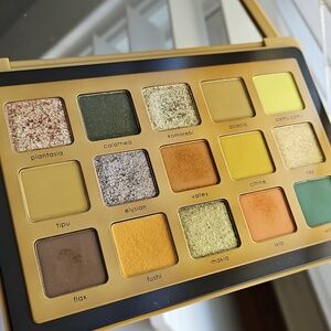 Natasha Denona Yucca Eyeshadow Palette - Green, Yellow, Brown Shades